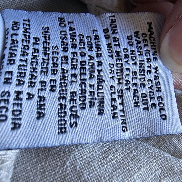 Nicole Miller Cream Linen Jacket with Classic Distressed Denim Style - Picture 15 of 16